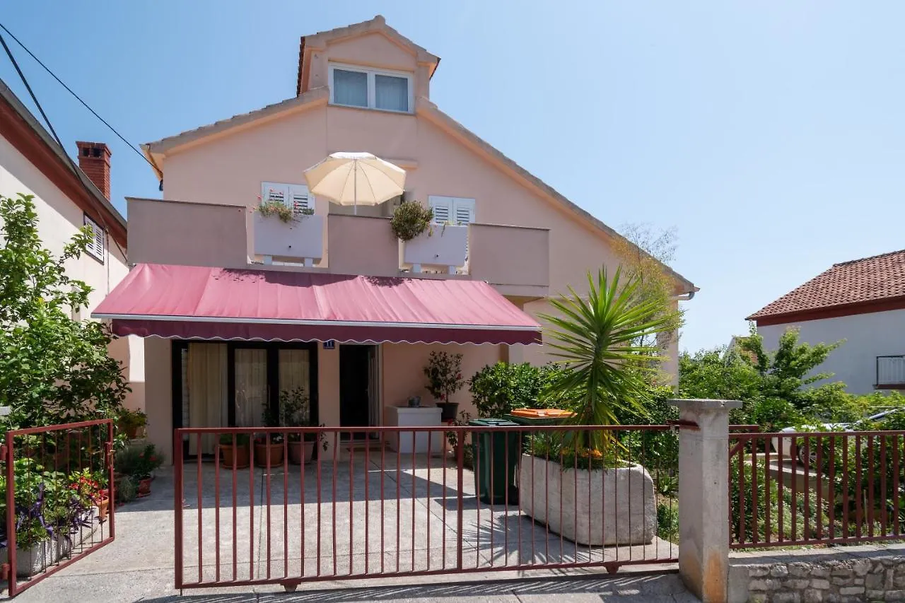 Seaside Holiday House Preko, Ugljan - 18077