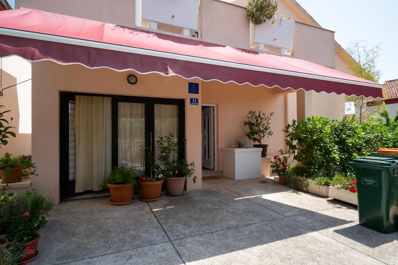 Holiday home Seaside Holiday House Preko, Ugljan - 18077